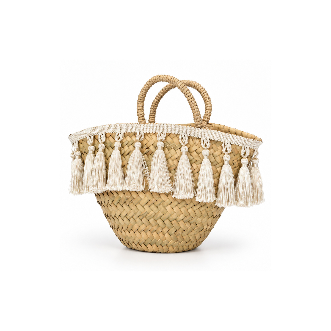 Cesta con borlas